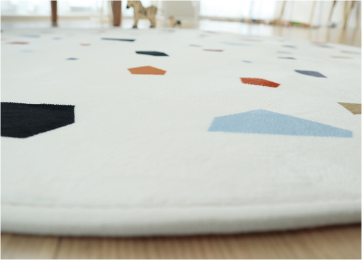 Crayon Round Rug