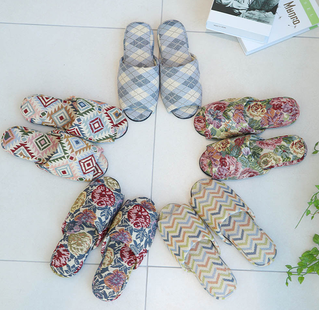 Woman Heeled Slippers