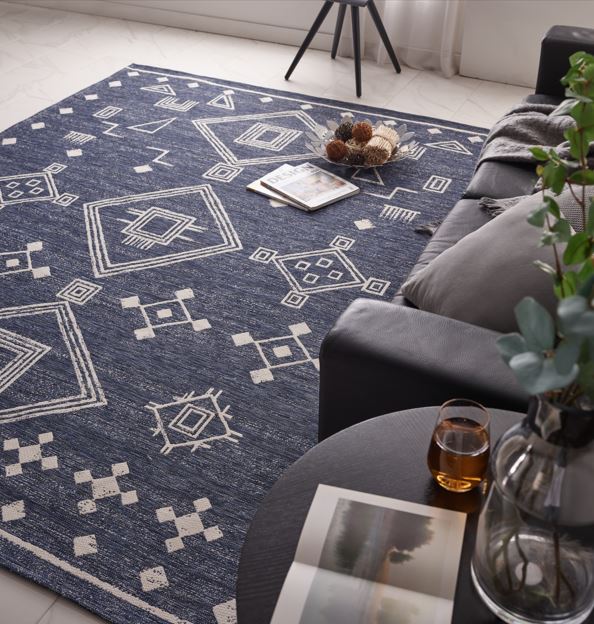 Diamond Navy