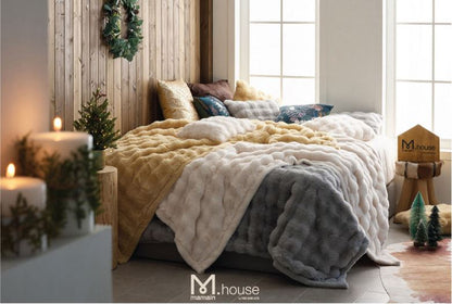 Vanilla Blanket Set